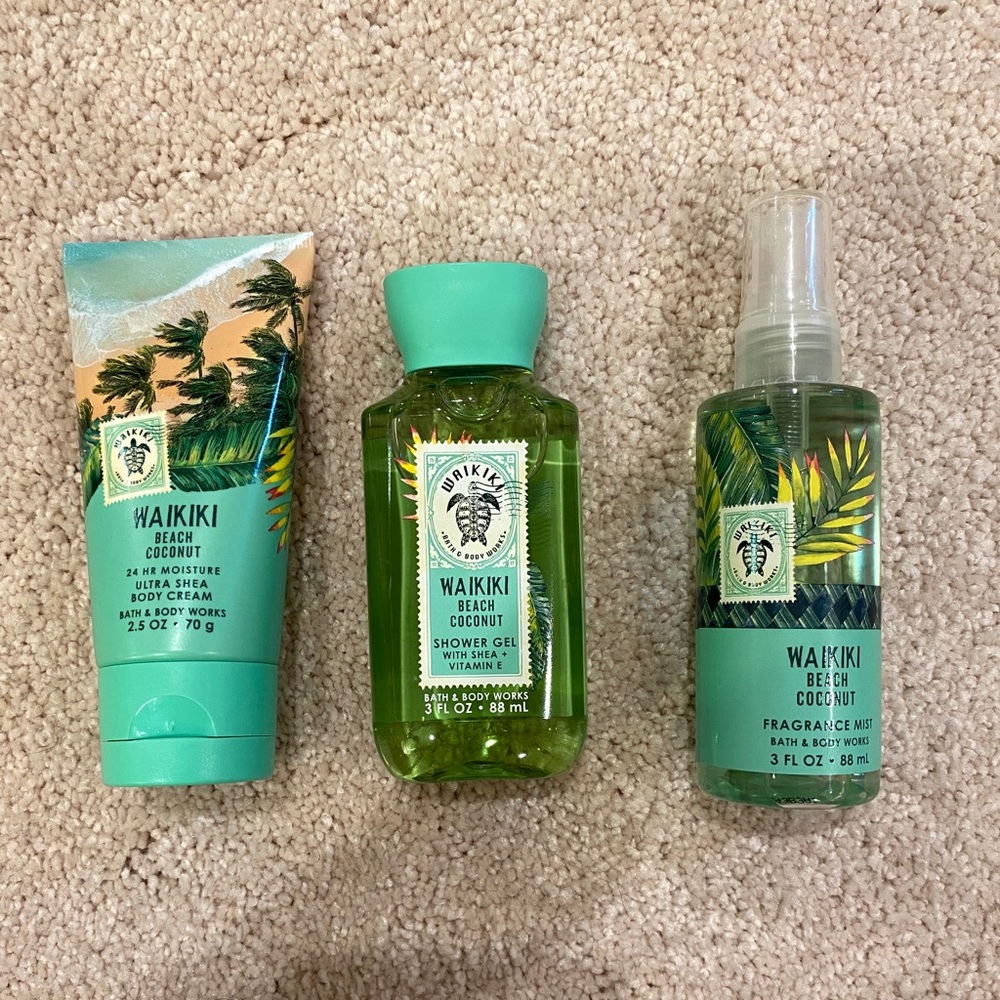 Waikiki Beach trio